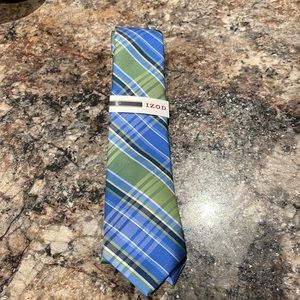 NWT Men’s IZOD Tie Beautiful for the Spring and Summer